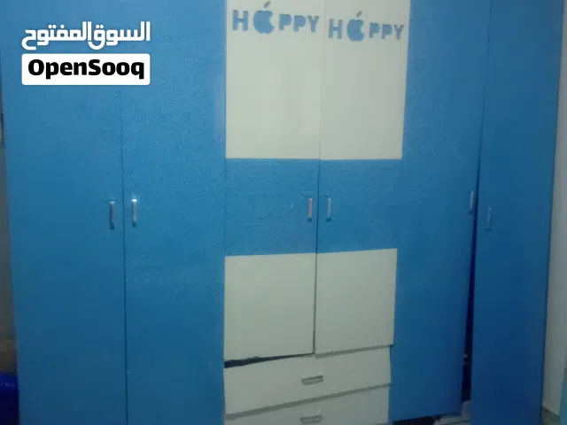 دولاب ملابس نظيف نظيف عرضه 2,60ف2,20طول