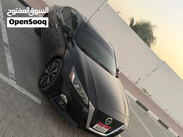 نيسان التيما امريكي SL 2019 فل ابشن دفع امامي من داخل زعفران