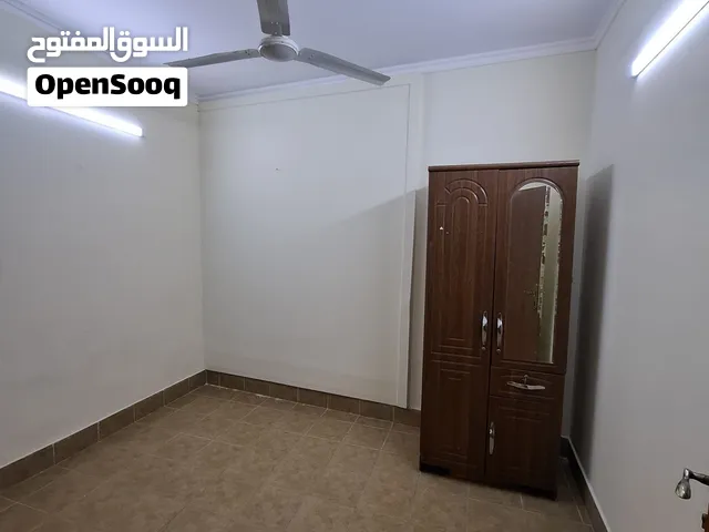 للايجار شقة من غرفة في القضيبيه (شامل الكهرباء).For Rent One Bedroom Flat In Qudyibia)All Inclusive(