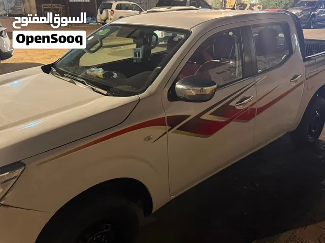Used Nissan Navara in Basra