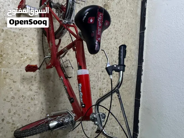 بسكليت اطفال مقاس 22 مستعمل جديد استعمال شهر خفيف جدا جدا و بحالة ممتاز