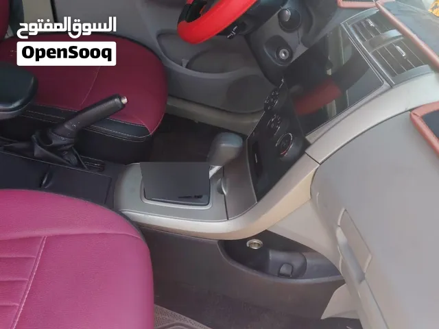 تويوتا كورولا 2013 للبيع • المواصفات: خليجي (GCC) • الممشى: 390,000 كم • إطارات جديدة • شاشة أند