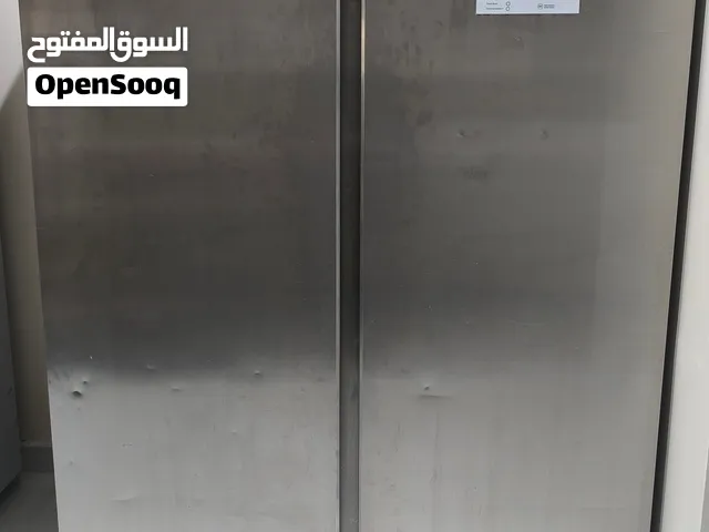 مجمد فولاذي كبير
