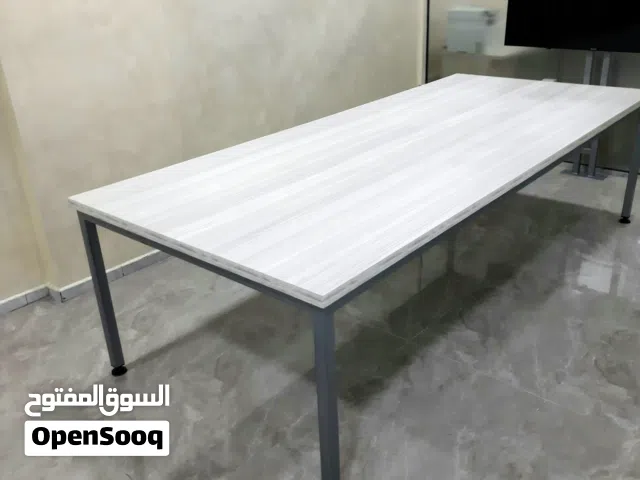 طاولة اجتماعات ارجل معدني قياس مترين ب متر