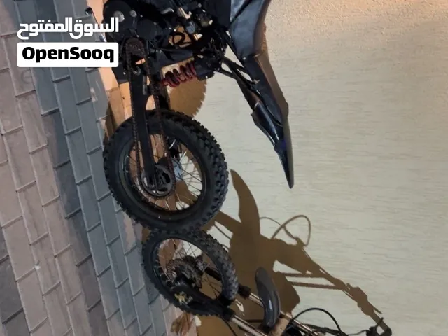 للبيع كروز 5 غيار و 4 غيار