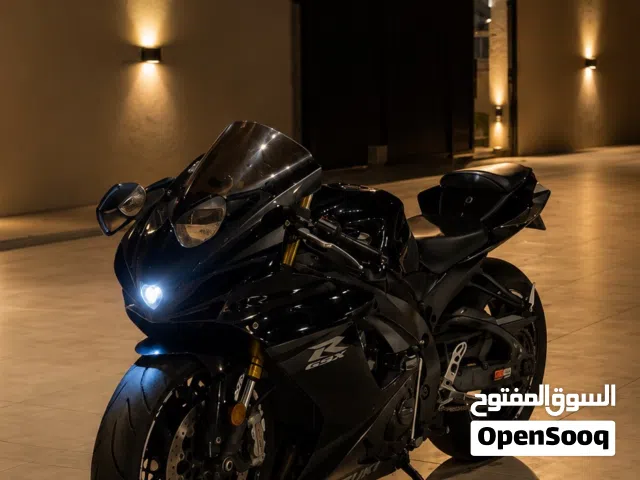 سوزوكي GXSR750