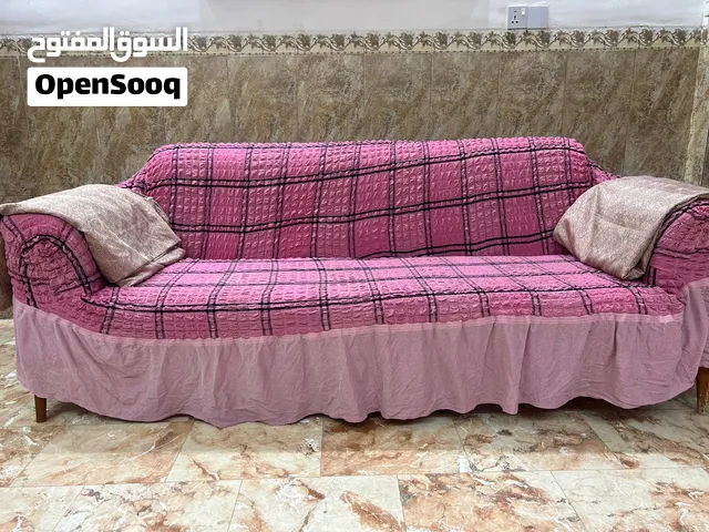 غطوه تخم مع برداتها لون وردي