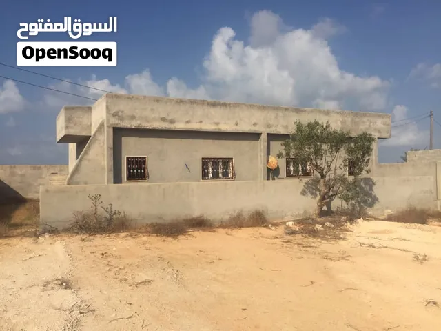 مقر شركات وهنّـاقر للإيجار في مليتة – موقع استراتيجي جداً  الموقع: مليته - على الطريق الساحلي