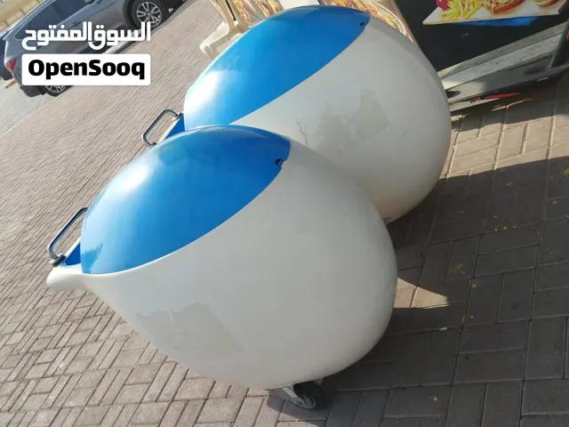 2 Car wash trolleys 2500 aed for both