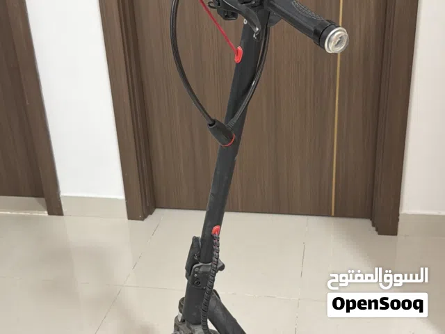 سكوتر كهربائي للبيع - استخدام قليل - حالة ممتازة