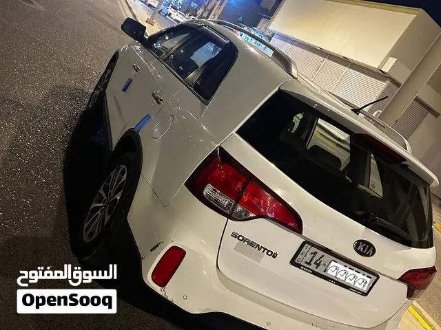 السياره جاهزه بل عافيه وشايف خير الياخذها