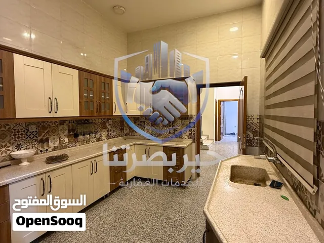 دار تجاري للايجار/حي الخضراء