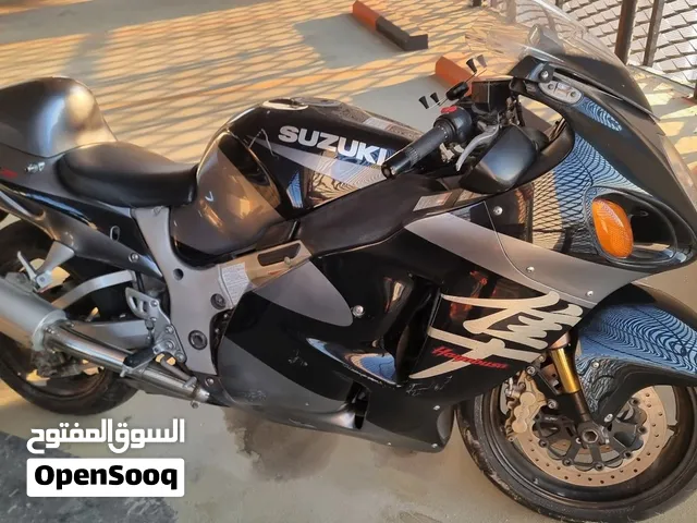 1300cc. 2003 model, black and gray. Hardly used and well maintained. Owner relocating.