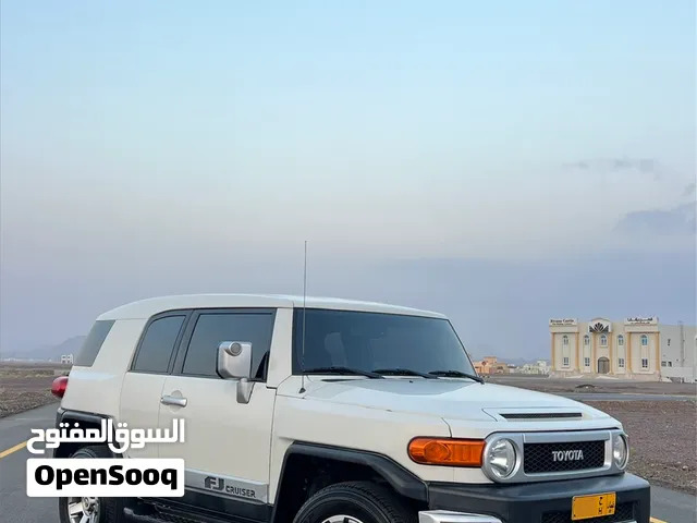 تويوتا أف جي كروزر Toyota FJ Cruiser