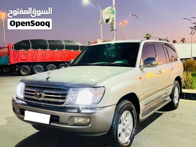 تويوتا لاند كروزر v8