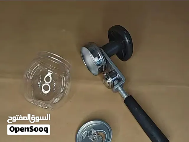 ماكينة / آلة غلق وتثبيت أغطية العلب اليدوية – الحل الأمثل للمشاريع المنزلية وتغليف الكيك والحلويات
