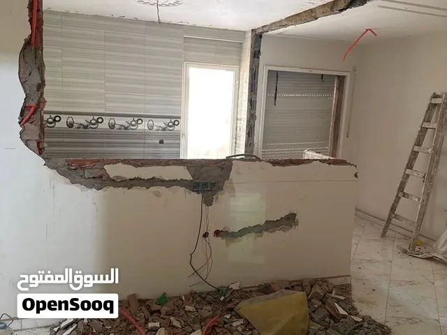 هدم المباني في جده بالمجان مقابل السكراب