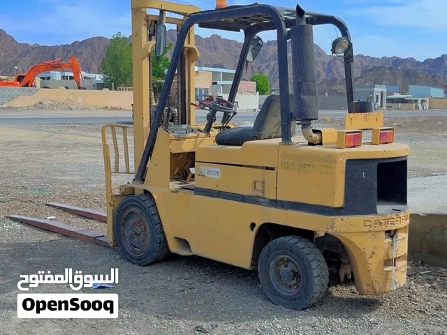 رافعة شوكية 3 طن مستعملة بحالة جيدة للبيع