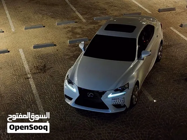 Lexus is250