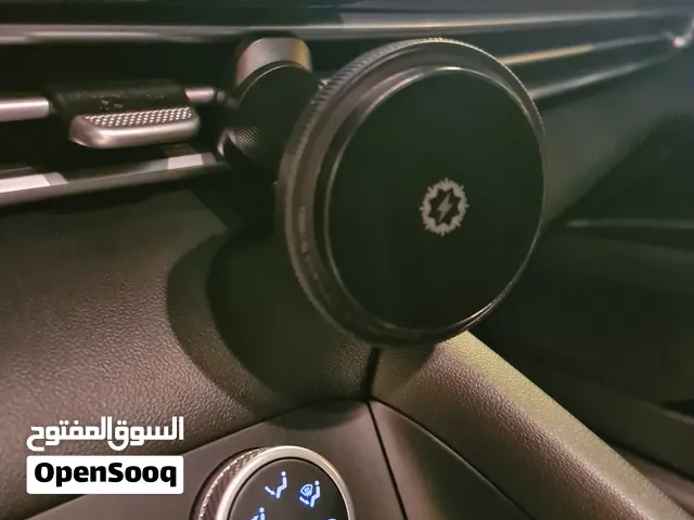 شاحن وايرليس لاسلكي للسيارة مع خاصية التبريد