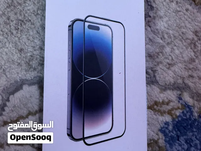 يوجد حمايه شاشه انكر لايفون 15 برومكس وحمايه لهاتف 14 برومكس و14 برو وماج سيف ايفون وبور بانك