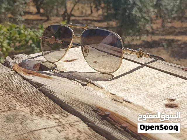 نظارة فرزاتشي Aviator أصلية ذهبية – فخامة وأناقة – حالة ممتازة جداً .
