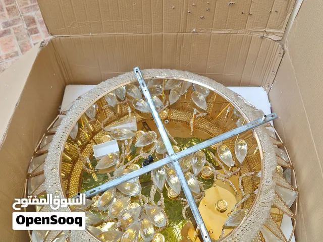 ثرية بحالة شبه جيدة (تعمل لكن هناك قطع ناقصه)