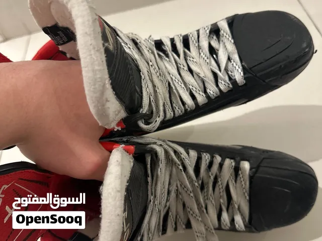 ايس سكيت مستعمل مقاس 41ونص سبب البيع صار صغير