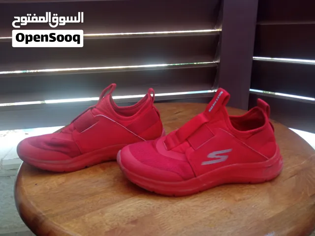 احذية Sketchers