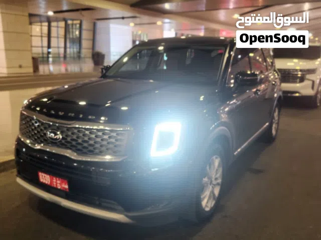 SUV Kia in Muscat