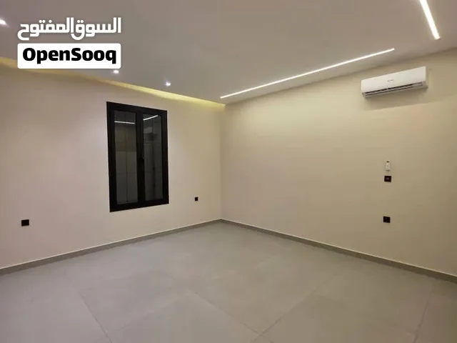 شقه للايجار في حي جامعي