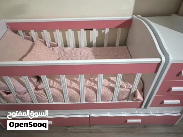 سرير أطفال