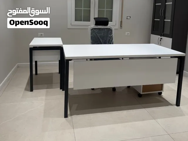 مكتب ابيض ممتاز