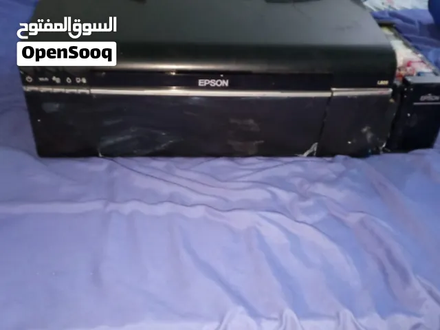 طابعة نوزلاتها مسدودة تحتاج تصليح للبيع