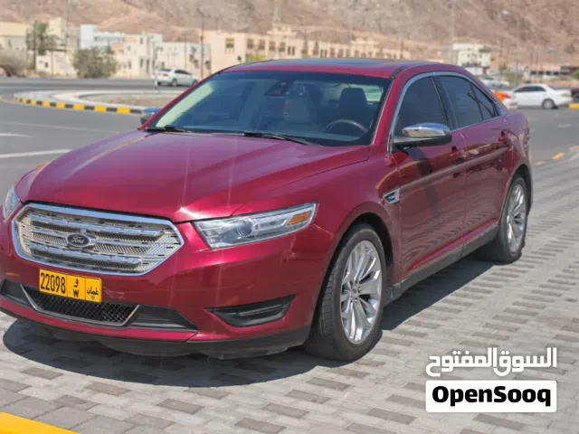 Used Ford Taurus in Al Dakhiliya