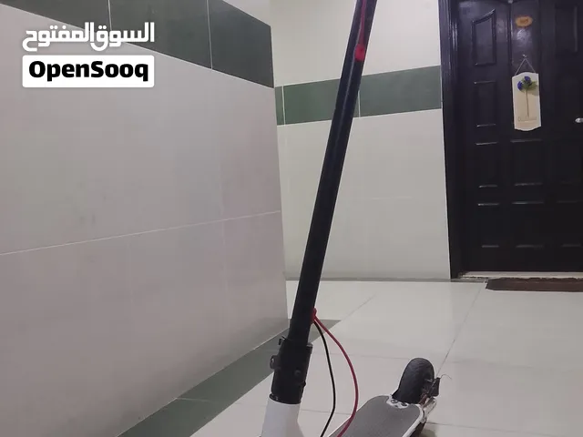 سكوتر كهربائي للبيع بسعر 400 درهم قابل للتفاوض