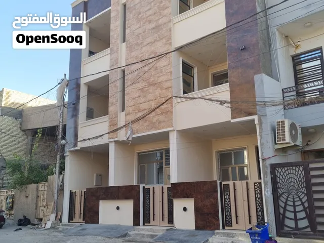 شقه كبيره بناء حديث طابق ارضي مدخل خاص للايجار (فقط للعوائل)
