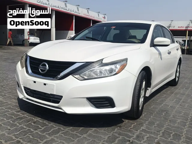 Nissan Altima 2017 GCC  2.5 S  Excellent Condition  AED 19,000