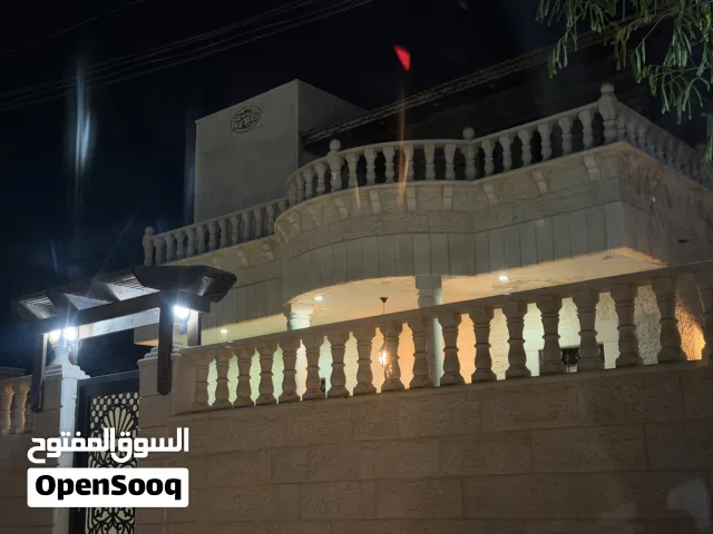 فيلا للبيع في أريحا بجانب التايجر لاند