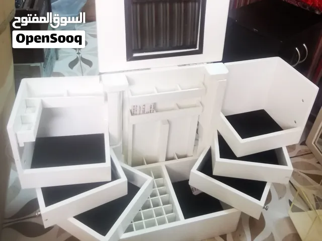 منظمات حافظات أدراج مستحضرات تجميل واكسسوارات
