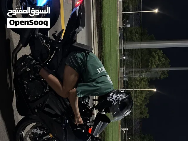 Suzuki 750 2019