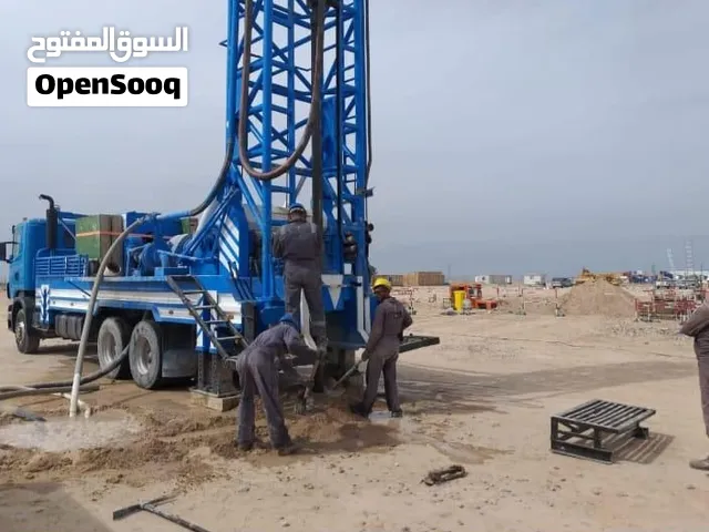 للايجار جميع اليات الرفع ومعدات حفر الهايدروفاك ملاحظه كل الاليات فيها تصاريح للمواقع النفطيه