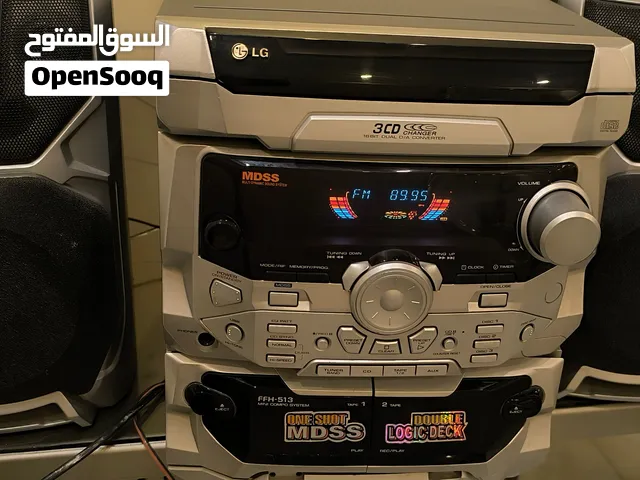 ستيريو LG كبير بسماعات ضخمة للبيع – صوت قوي وشكل كلاسيكي