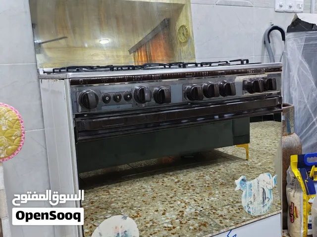 طباخ تكنو جاز مصري استعمال نظيف مع براد ماء استعمال نظيف.