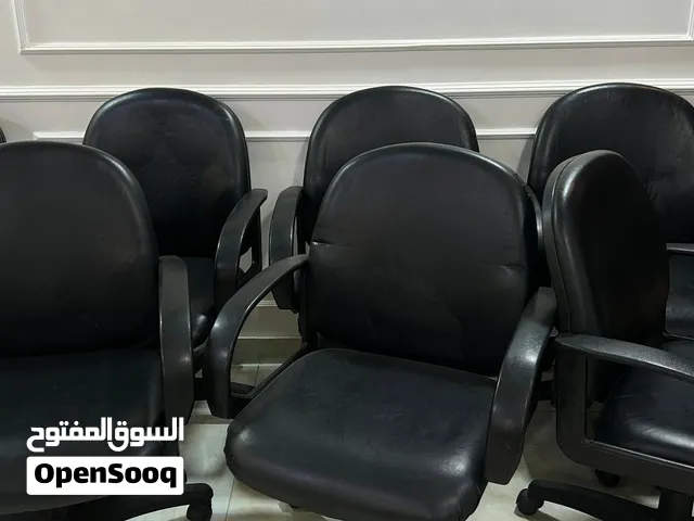 كراسي مكتب بحالة ممتازة للبيع