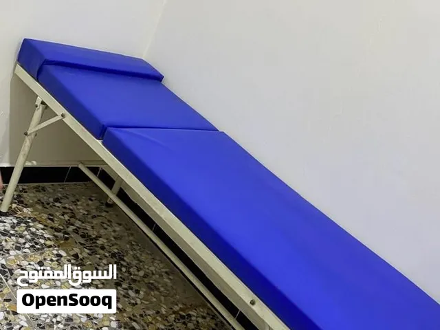 اثاث طبي سدية وميز ومكتب 140 سم سبلت ثنين طن كرسي دوار