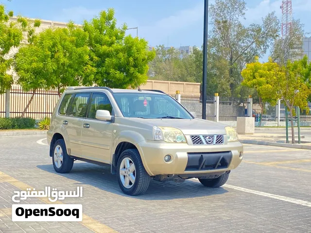 NISSAN X TRAIL 2013 - WELL MAINTAIN