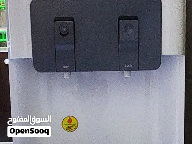 للبيع ثلاجة ماء مع ثلاجة صغيرة مدمجة For sale Water cooler with a built-in mini-fridge