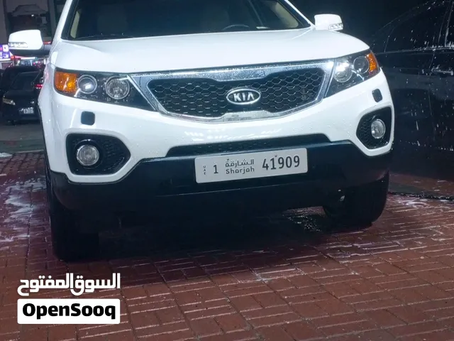 كيا سورينتو 2012 7 ركاب 6 سلندر 3.5 بنزبن
