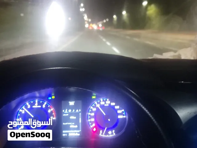 اي وحديشتي يسافرمن اليمن الى االسعوديه ...يتوصل معي واتس